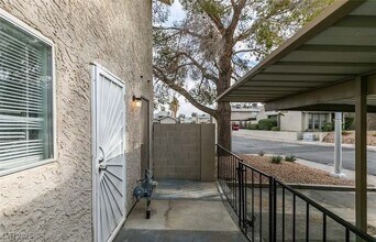 457 Sellers Pl in Henderson, NV - Foto de edificio - Building Photo