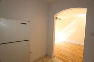 4856 N Damen Ave in Chicago, IL - Building Photo - Building Photo