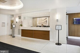 4000 Tunlaw Rd NW in Washington, DC - Building Photo - Building Photo