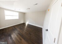 1736 S 2nd St - 10