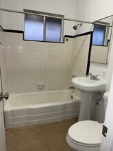 7130 N 54th Ave, Unit A in Glendale, AZ - Building Photo - Building Photo