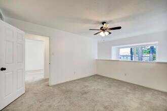 16120 Stuebner Airline Rd in Spring, TX - Building Photo - Building Photo