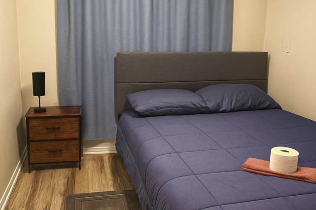 1369 Andrea St in Ypsilanti, MI - Foto de edificio - Building Photo