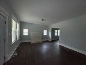 1462 Lucile Ave SW in Atlanta, GA - Building Photo - Building Photo