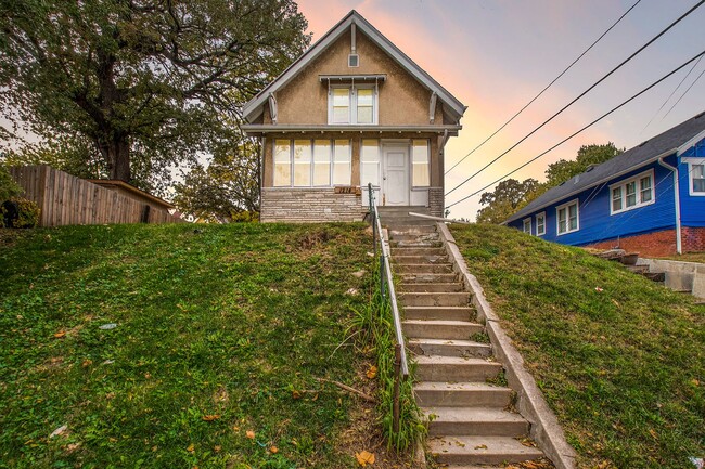 1214 S 25th Ave in Omaha, NE - Building Photo - Building Photo