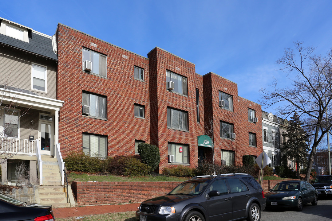 1010 G St NE in Washington, DC - Building Photo