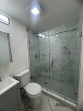 33 E 27th St, Unit 1 in Riviera Beach, FL - Building Photo - Building Photo