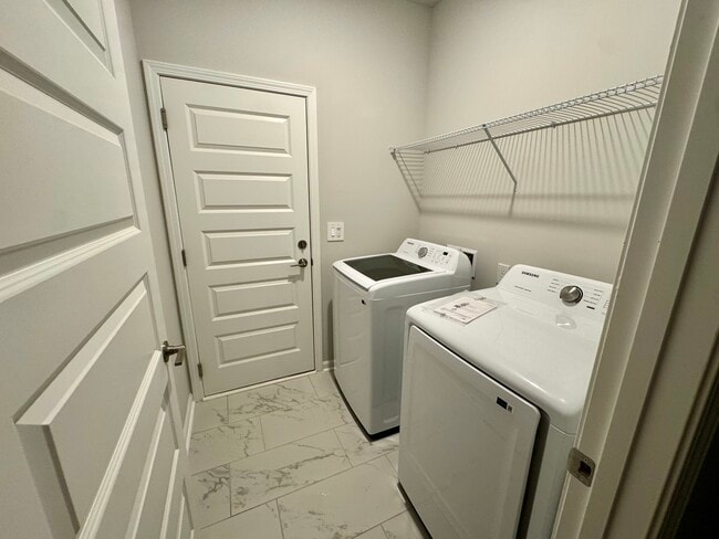 207 Stockyard Cir in Madison, AL - Building Photo - Building Photo