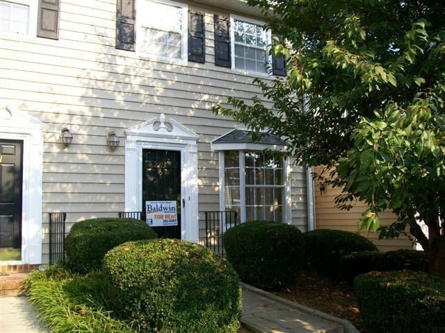 property at 2213 Stonecutter Dr