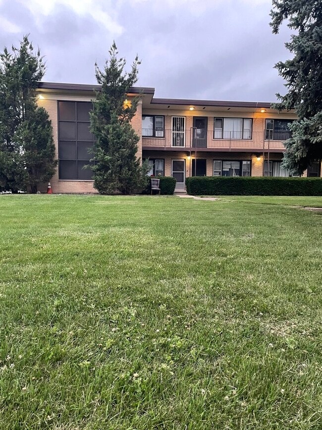 property at 34 N King Arthur Ct