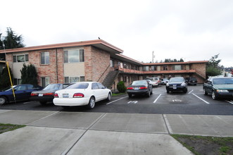 7500 Renton Ave S in Seattle, WA - Foto de edificio - Building Photo