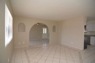 7460 W Calle Lerdo in Tucson, AZ - Building Photo - Building Photo
