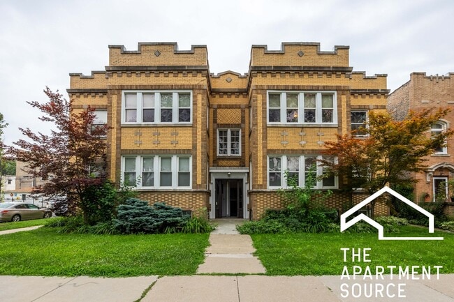 4103 W Nelson St, Unit 1