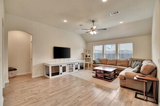 9730 Hazel Fern Ct in Spring, TX - Building Photo - Building Photo