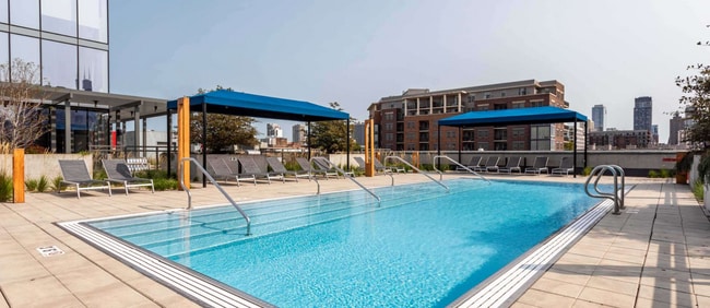 669 W Division St in Chicago, IL - Building Photo - Building Photo