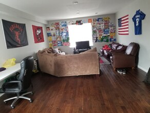 2000 -02 N 18th Street in Philadelphia, PA - Building Photo - Interior Photo