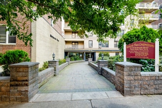 Wetherole Plaza Condominium in Rego Park, NY - Building Photo - Building Photo