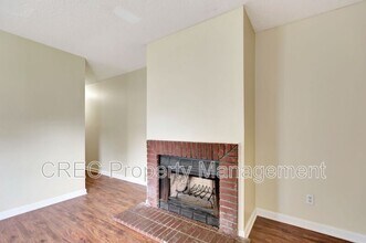 108 Canvasback Dr in Summerville, SC - Building Photo - Building Photo