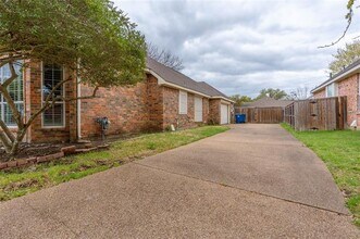 4217 Pecan Grove Ln in Rowlett, TX - Building Photo - Building Photo
