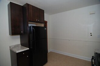 3921 N Linder Ave in Chicago, IL - Building Photo - Building Photo