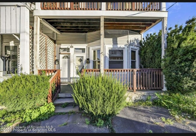 1606 Dickson Ave in Scranton, PA - Building Photo - Building Photo