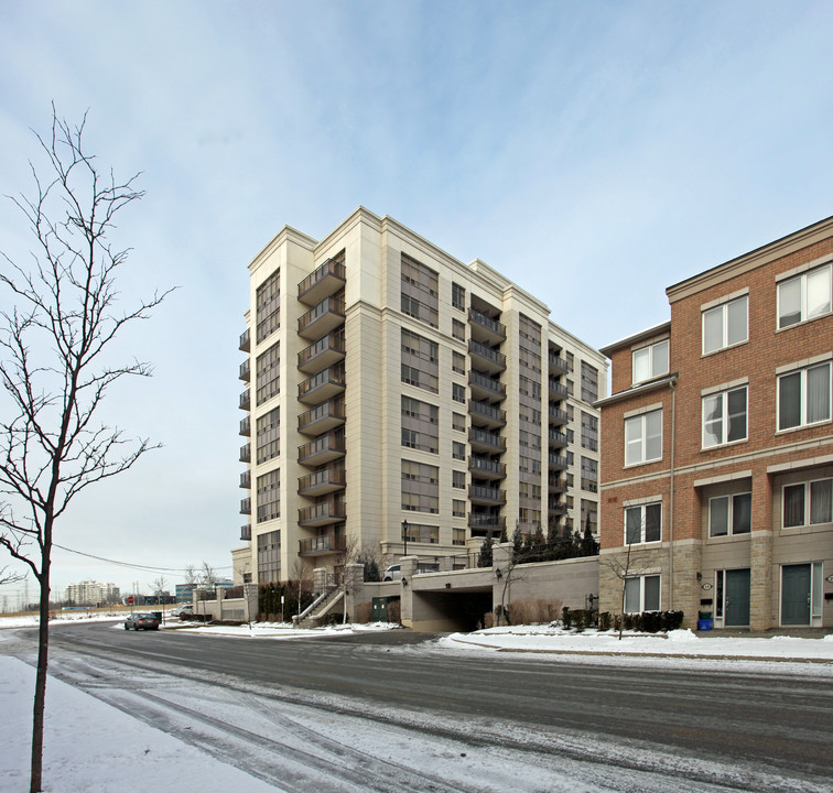 Galleria Tower in Markham, ON - Building Photo