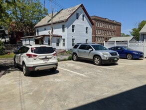 14 Fern St, Unit 1 in Boston, MA - Building Photo - Building Photo