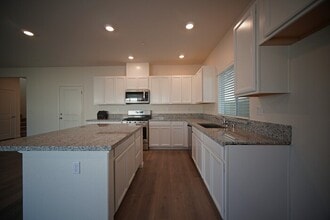 3847 Havenparke Wy in Sacramento, CA - Building Photo - Building Photo