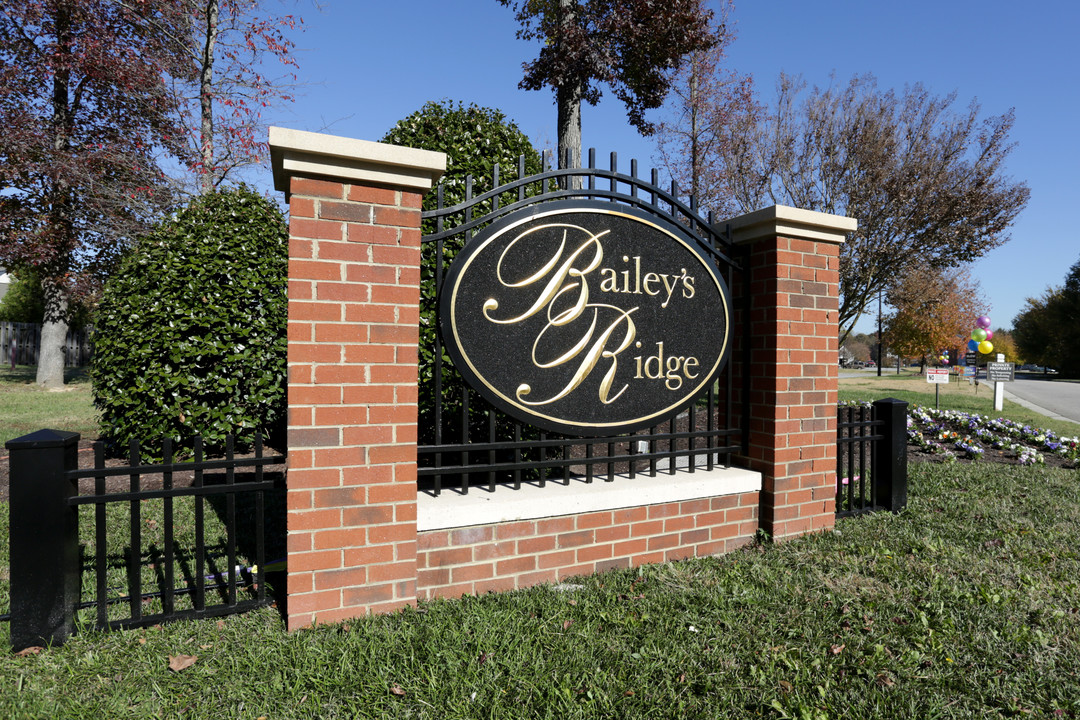 Bailey's Ridge in Prince George, VA - Foto de edificio