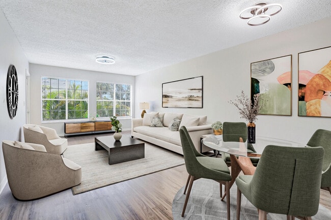 6315 La Costa Dr in Boca Raton, FL - Building Photo - Building Photo