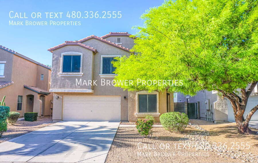 396 E Bradstock Way in San Tan Valley, AZ - Foto de edificio