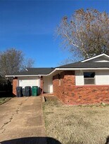 205 NW 85th St in Oklahoma City, OK - Building Photo