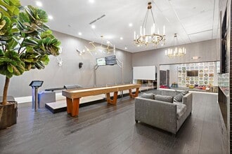 201 Marin Blvd in Jersey City, NJ - Foto de edificio - Building Photo