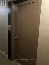 320 Tweedsmuir Ave in Toronto, ON - Building Photo - Building Photo