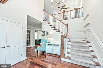 106 Oak St SW in Vienna, VA - Building Photo - Building Photo