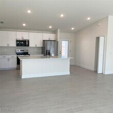 1726 NW 17th St in Cape Coral, FL - Building Photo - Building Photo