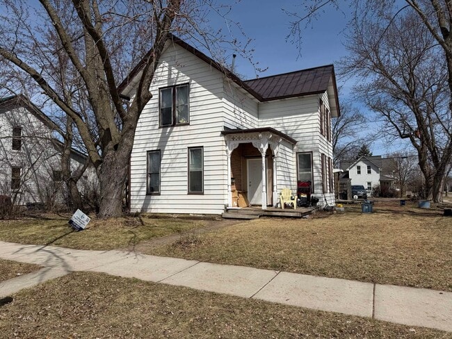 property at 105 N State St