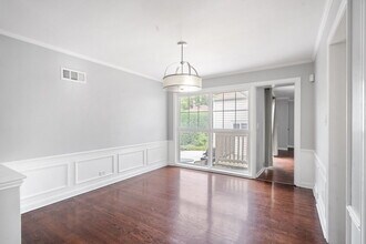 4914 Lunt Ave in Skokie, IL - Building Photo - Building Photo