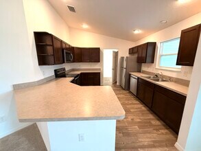 11190 Hess Way in Oxford, FL - Building Photo - Building Photo