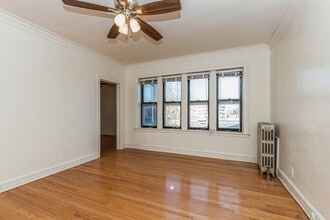 7928 S Wood St in Chicago, IL - Building Photo - Building Photo