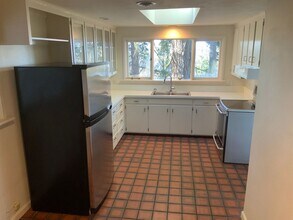 2598 Cresta De Ruta St in Eugene, OR - Building Photo - Building Photo