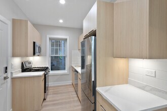 1904 W Morse Ave in Chicago, IL - Foto de edificio - Building Photo