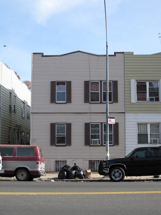 1711 Coney Island Ave in Brooklyn, NY - Building Photo