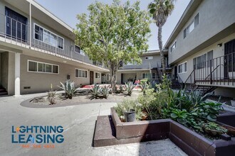 532 E Arbor Vitae St in Inglewood, CA - Building Photo - Building Photo