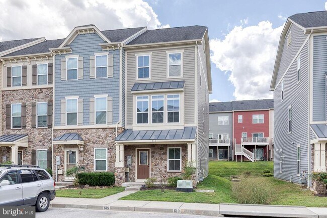 613 Ravenwood Dr in Glen Burnie, MD - Building Photo - Building Photo