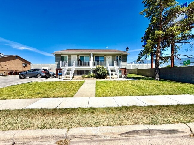 property at 8287 Ivy Dr