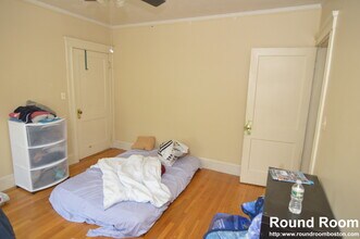 266 Market St, Unit 1 in Boston, MA - Building Photo - Building Photo