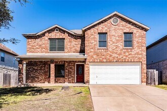 17924 Narsitin Ln in Pflugerville, TX - Building Photo - Building Photo