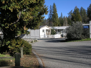 Sky View Terrace Mobile Home Park in Foresthill, CA - Building Photo - Building Photo