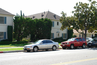 1458 E Wilson Ave in Glendale, CA - Building Photo - Building Photo